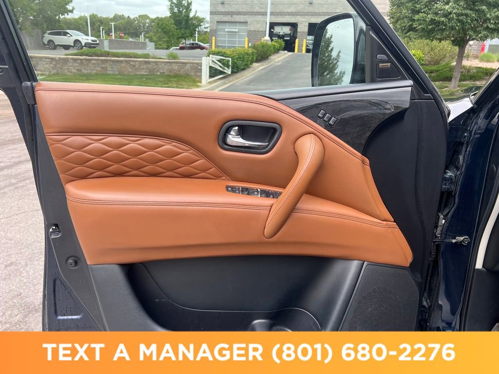 Used 2018 INFINITI QX80 4WD w/ Deluxe Technology Package image 13
