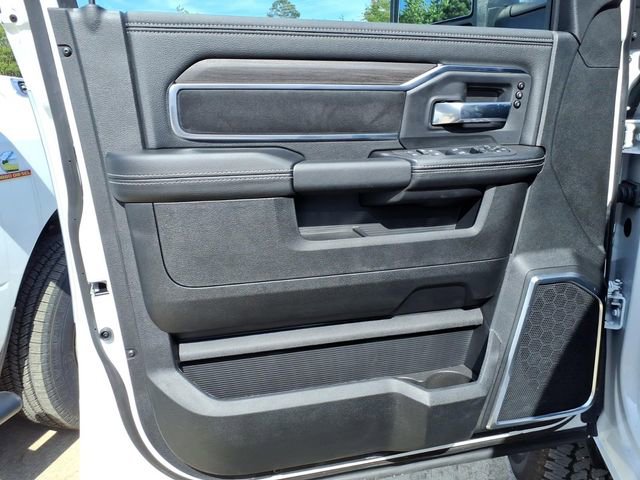 New 2026 RAM 2500 Laramie AWD/4WD image 22