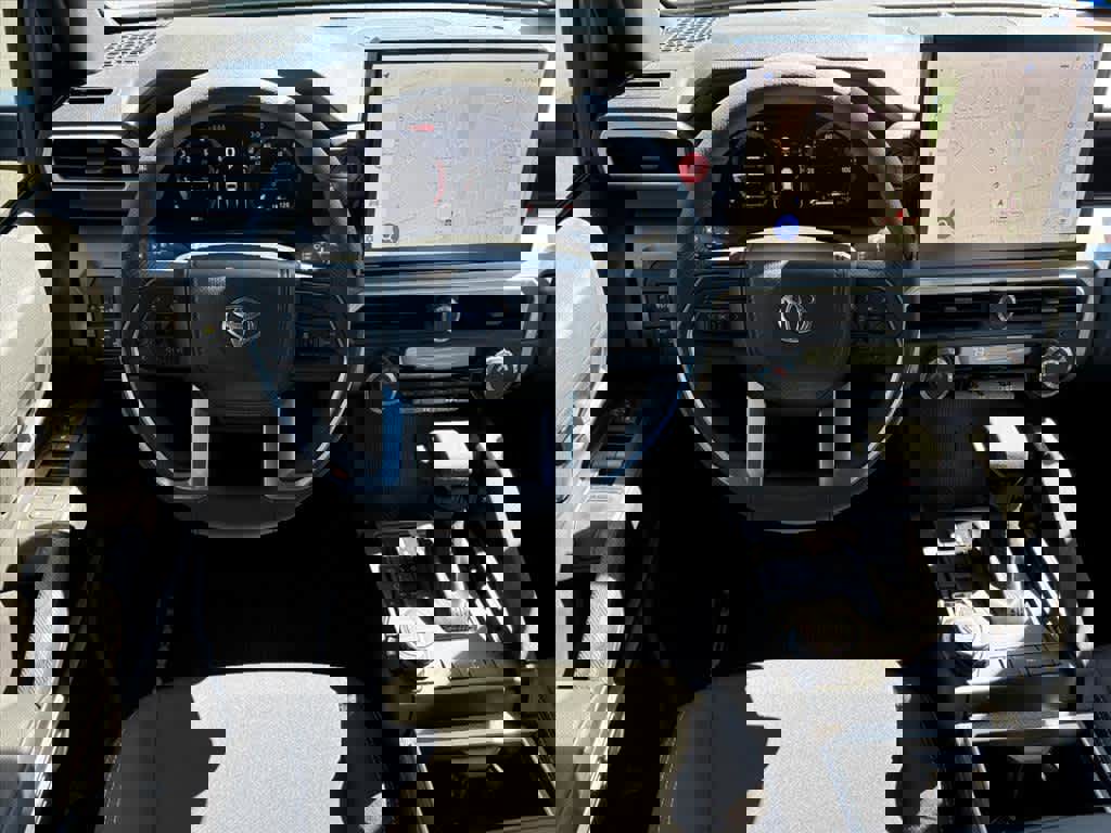 Used 2026 Toyota Tacoma TRD Off-Road image 4