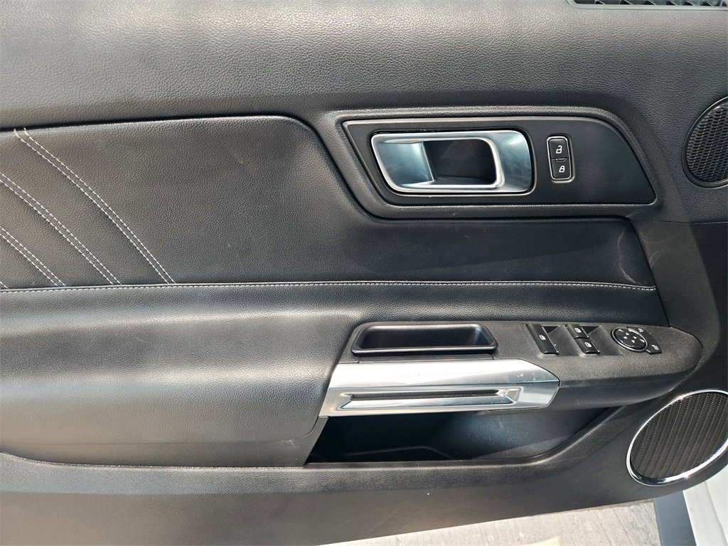 Used 2022 Ford Mustang Premium image 31