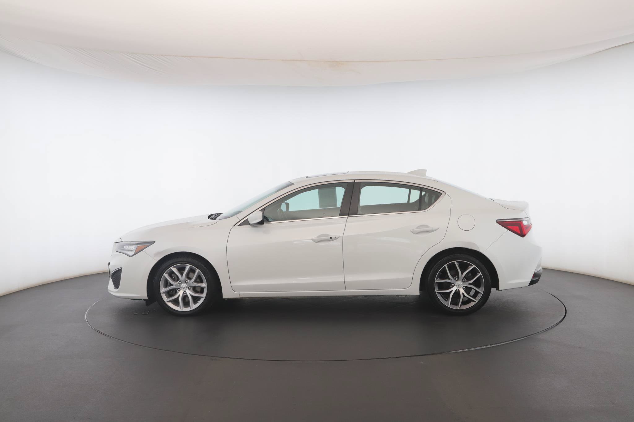 Used 2019 Acura ILX FWD image 19