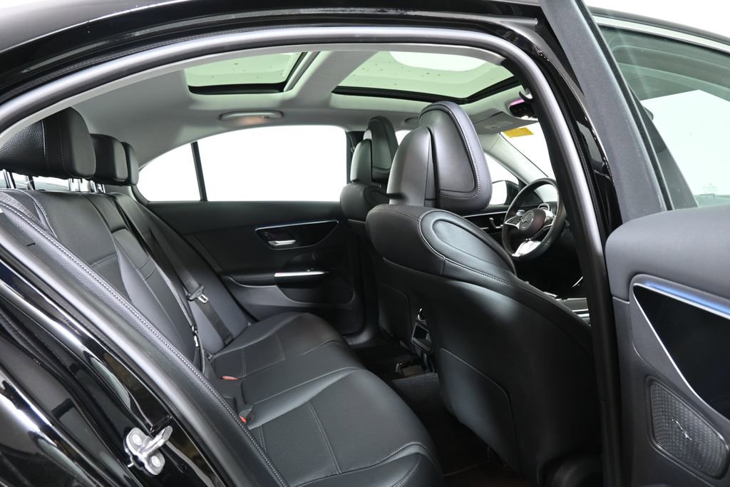 Certified 2025 Mercedes-Benz C 300 4MATIC Sedan image 24