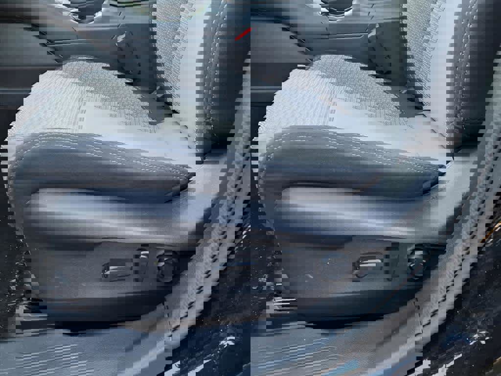 Used 2024 Subaru Outback Premium image 21