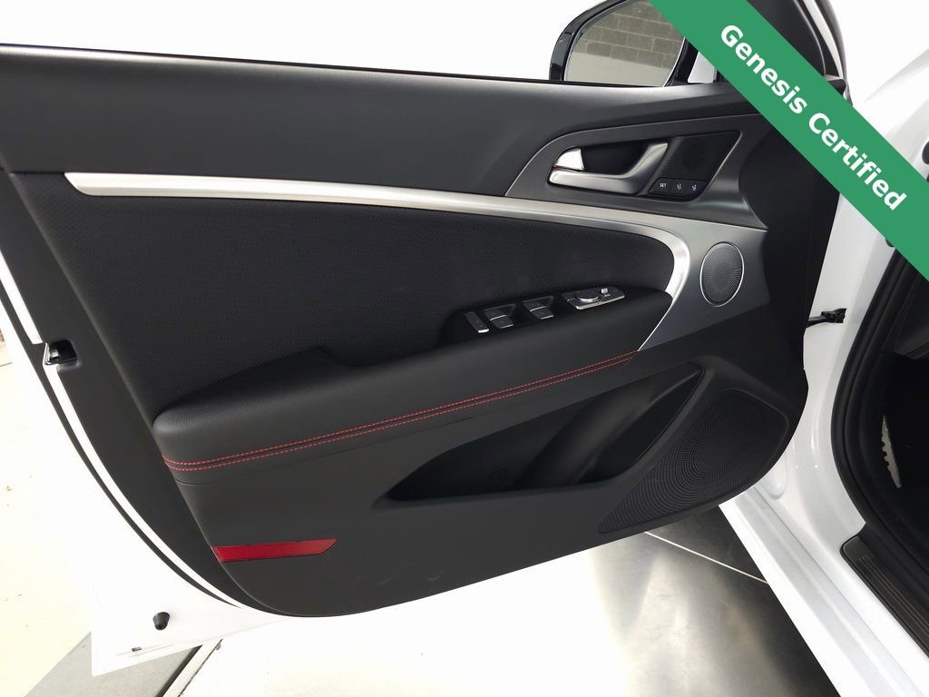 Used 2025 Genesis G70 3.3T Advanced image 16