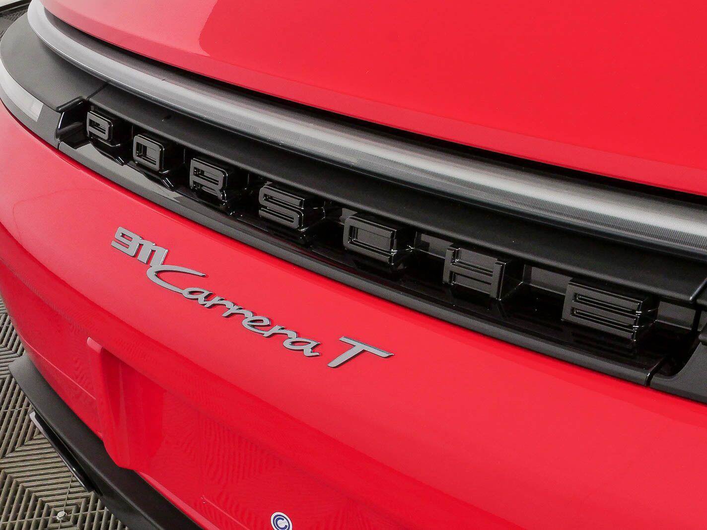 Certified 2026 Porsche 911 Carrera T RWD image 31