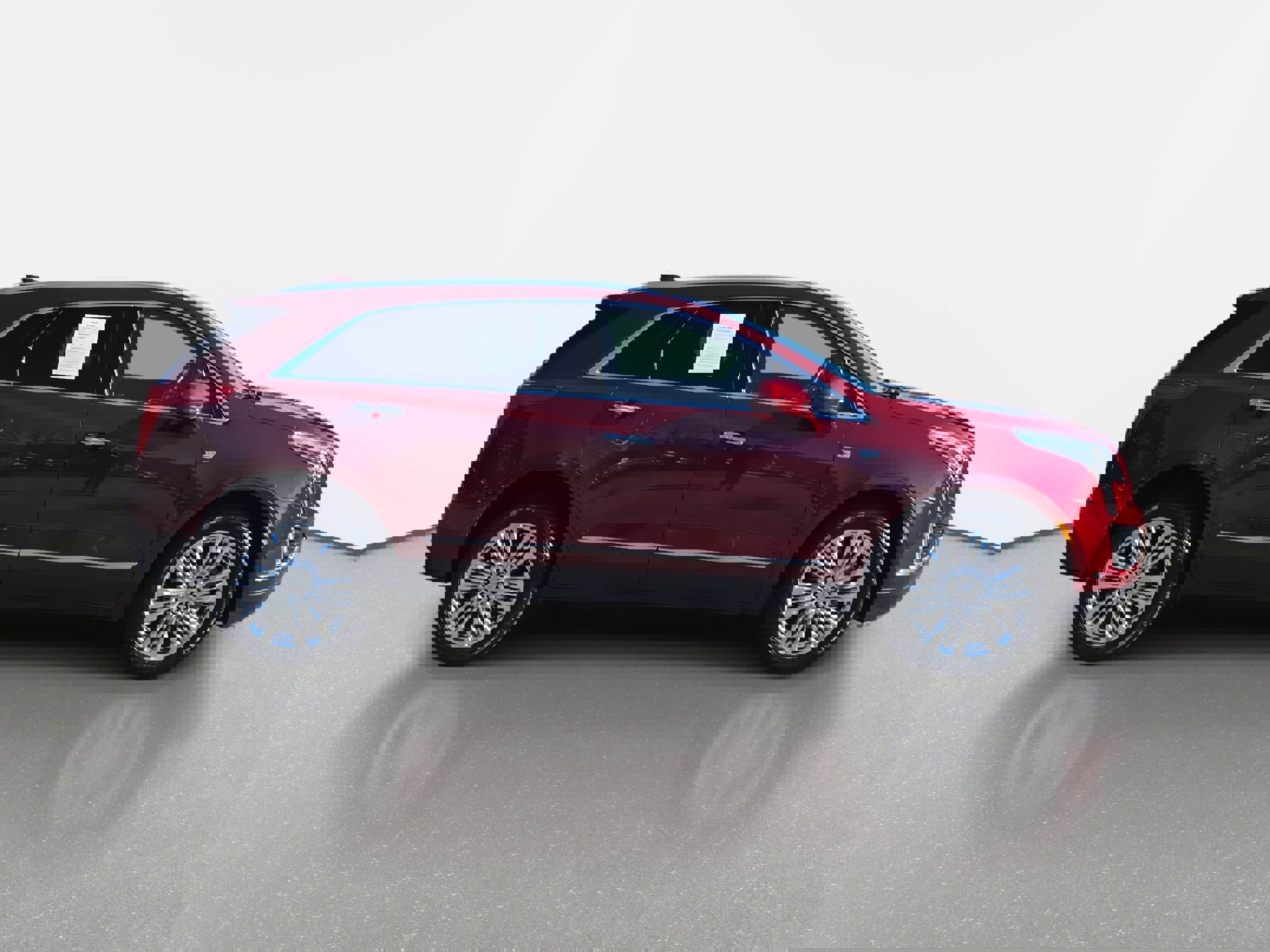 Used 2017 Cadillac XT5 Premium Luxury image 4