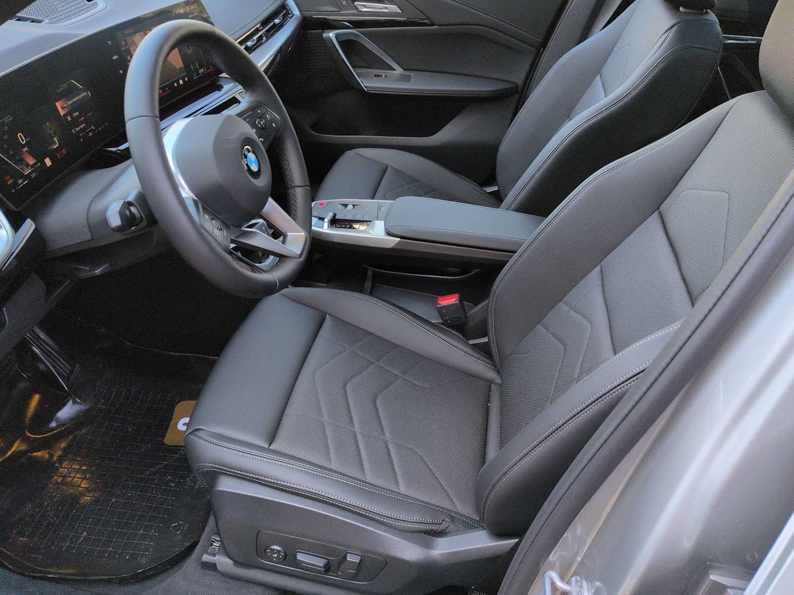 Used 2026 BMW X1 xDrive28i w/ Convenience Package AWD/4WD image 17