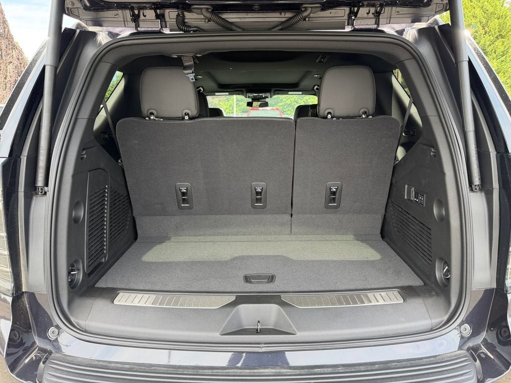 New 2026 Chevrolet Tahoe Premier w/ Sun And Tow Package AWD/4WD image 19