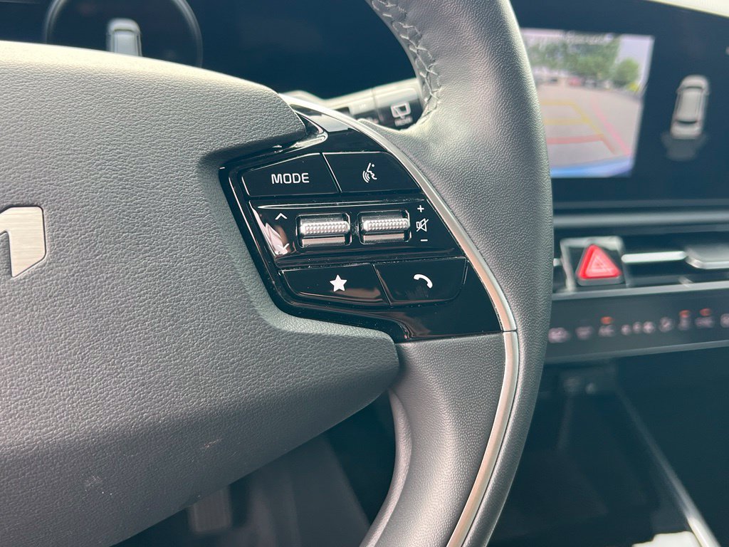 Certified 2024 Kia Niro Wind w/ Wind Preserve Package FWD image 22