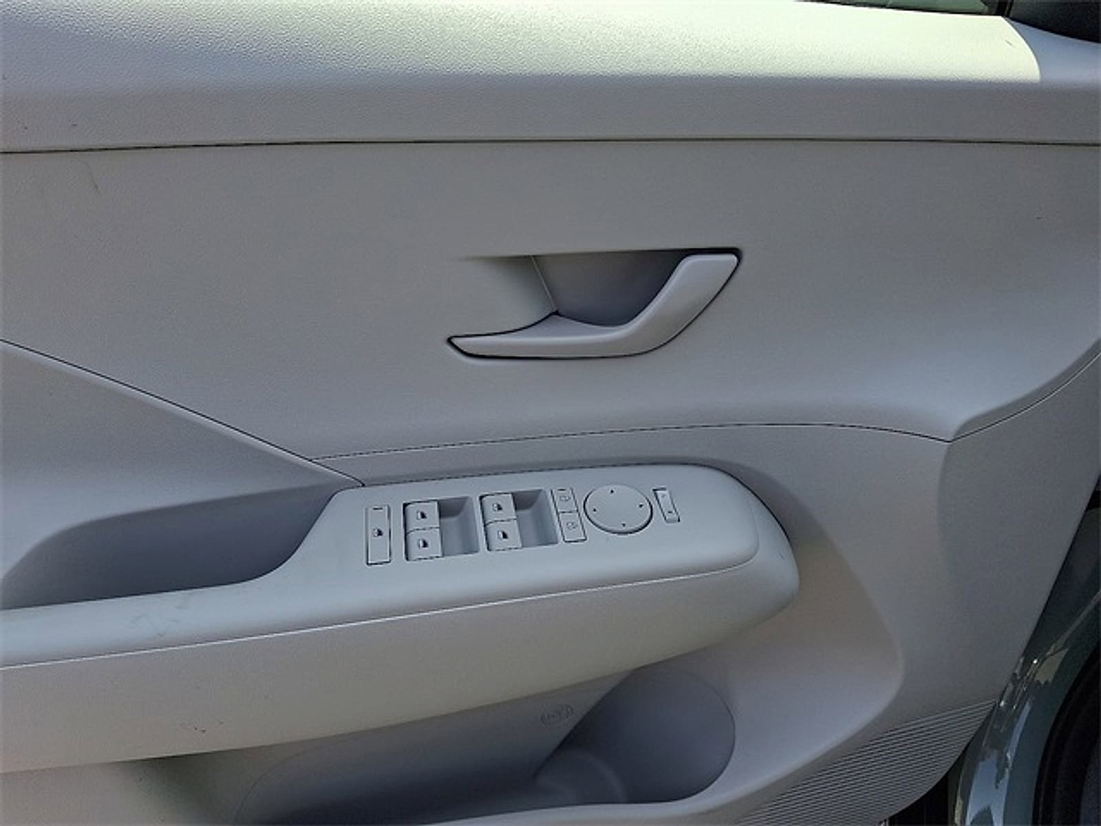Used 2026 Hyundai Kona SE AWD/4WD image 9