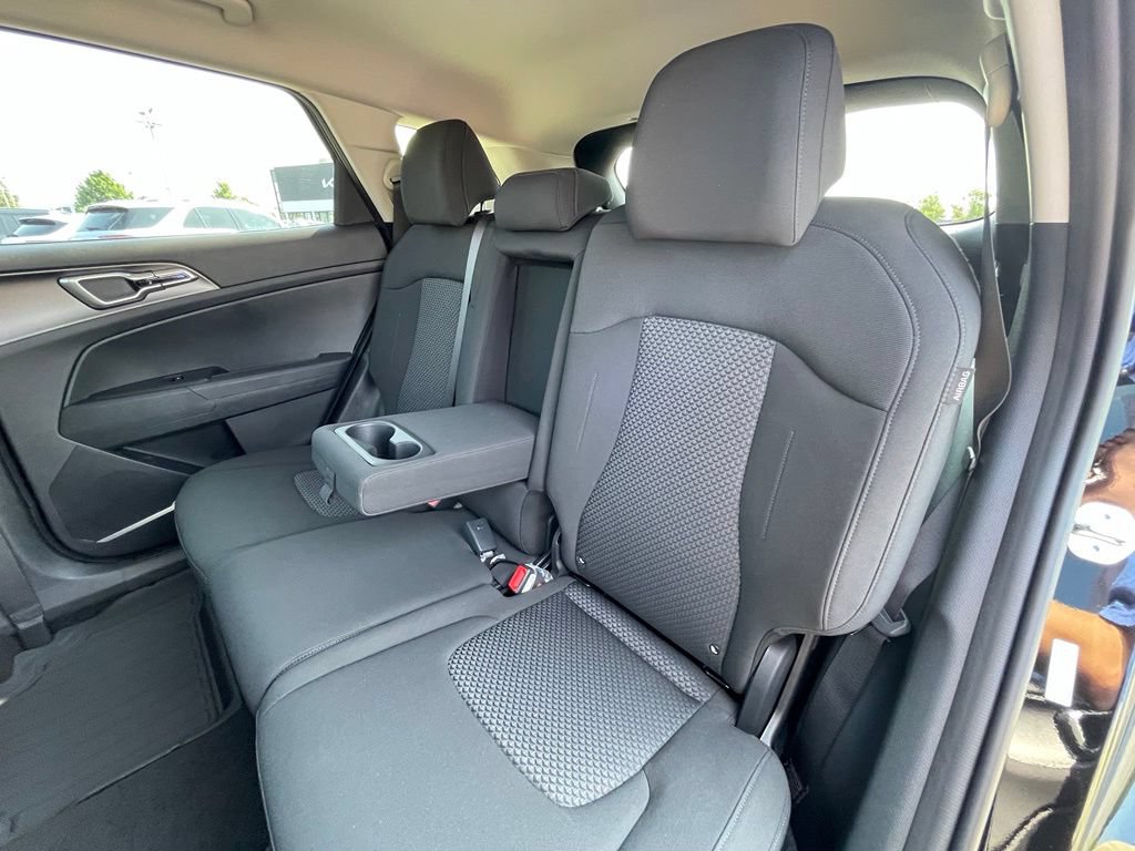 New 2026 Kia Sportage LX w/ LX Convenience Package FWD image 26