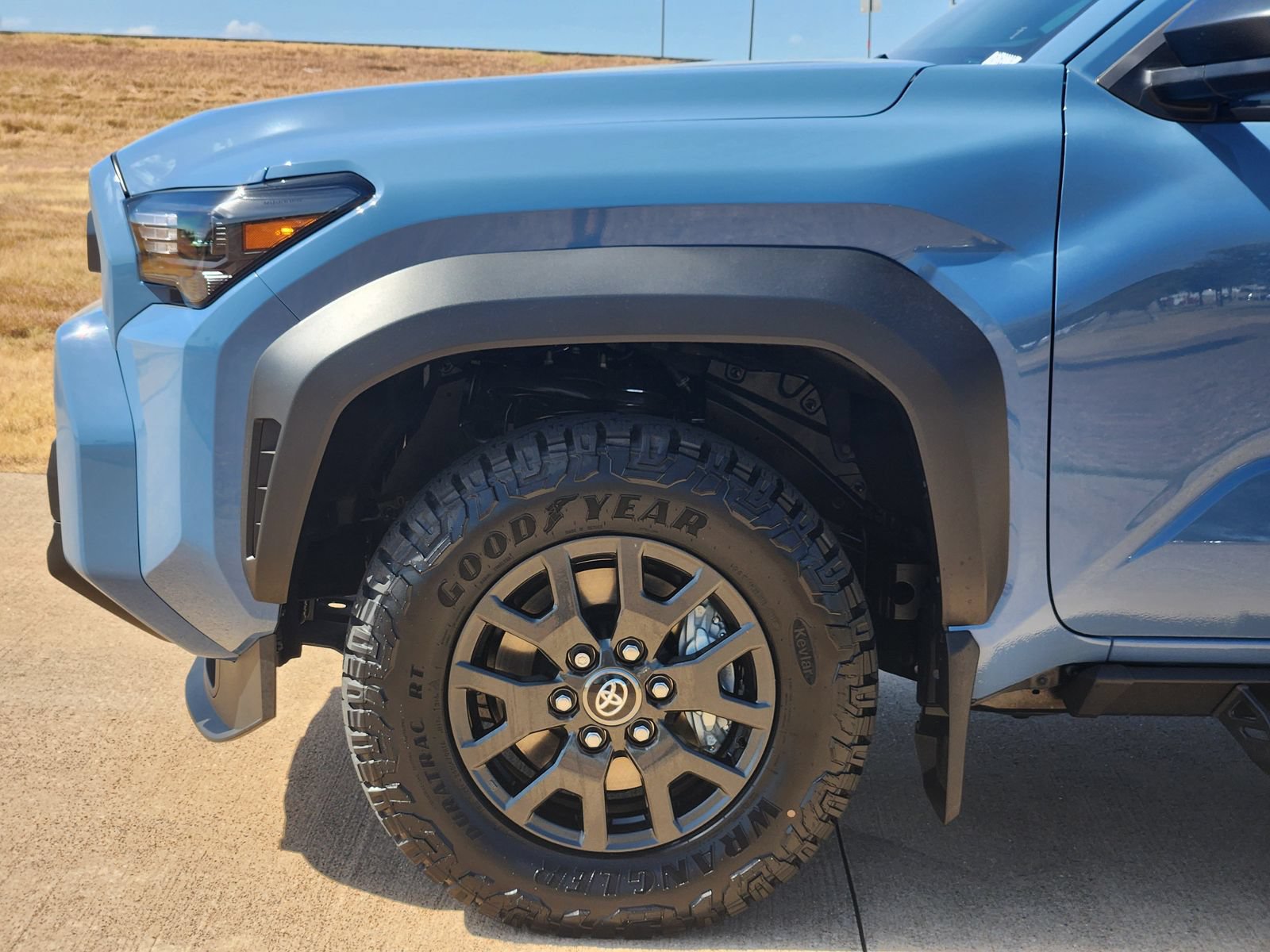 New 2026 Toyota 4Runner SR5 AWD/4WD image 10