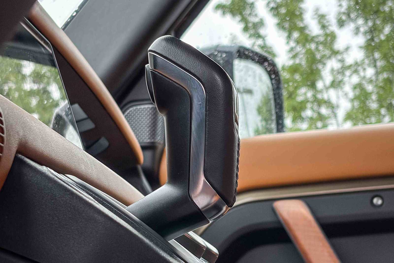 Used 2020 Land Rover Defender 110 X image 21