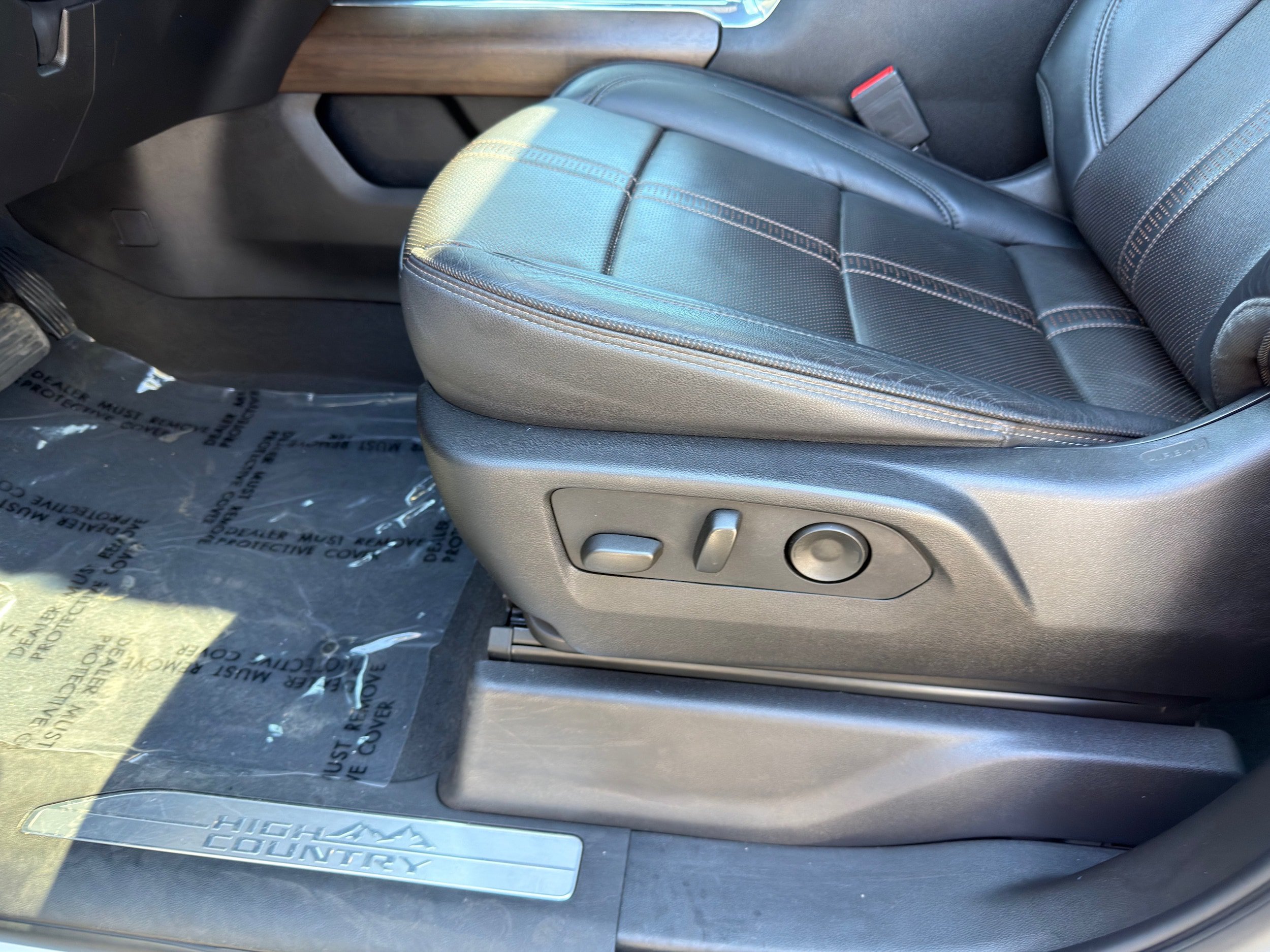 Used 2024 Chevrolet Silverado 2500 High Country AWD/4WD image 33
