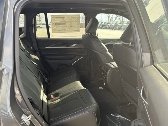 New 2026 Jeep Grand Cherokee Limited image 33