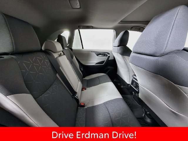 Certified 2025 Toyota RAV4 XLE w/ Convenience Package FWD image 28