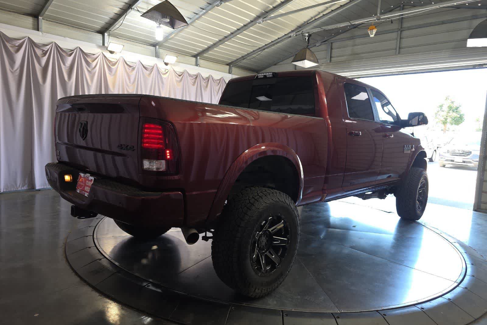 Used 2017 RAM 2500 Laramie w/ Sport Appearance Group AWD/4WD image 3