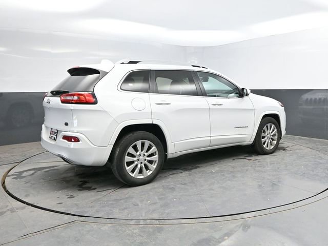 Used 2018 Jeep Cherokee Overland AWD/4WD image 10