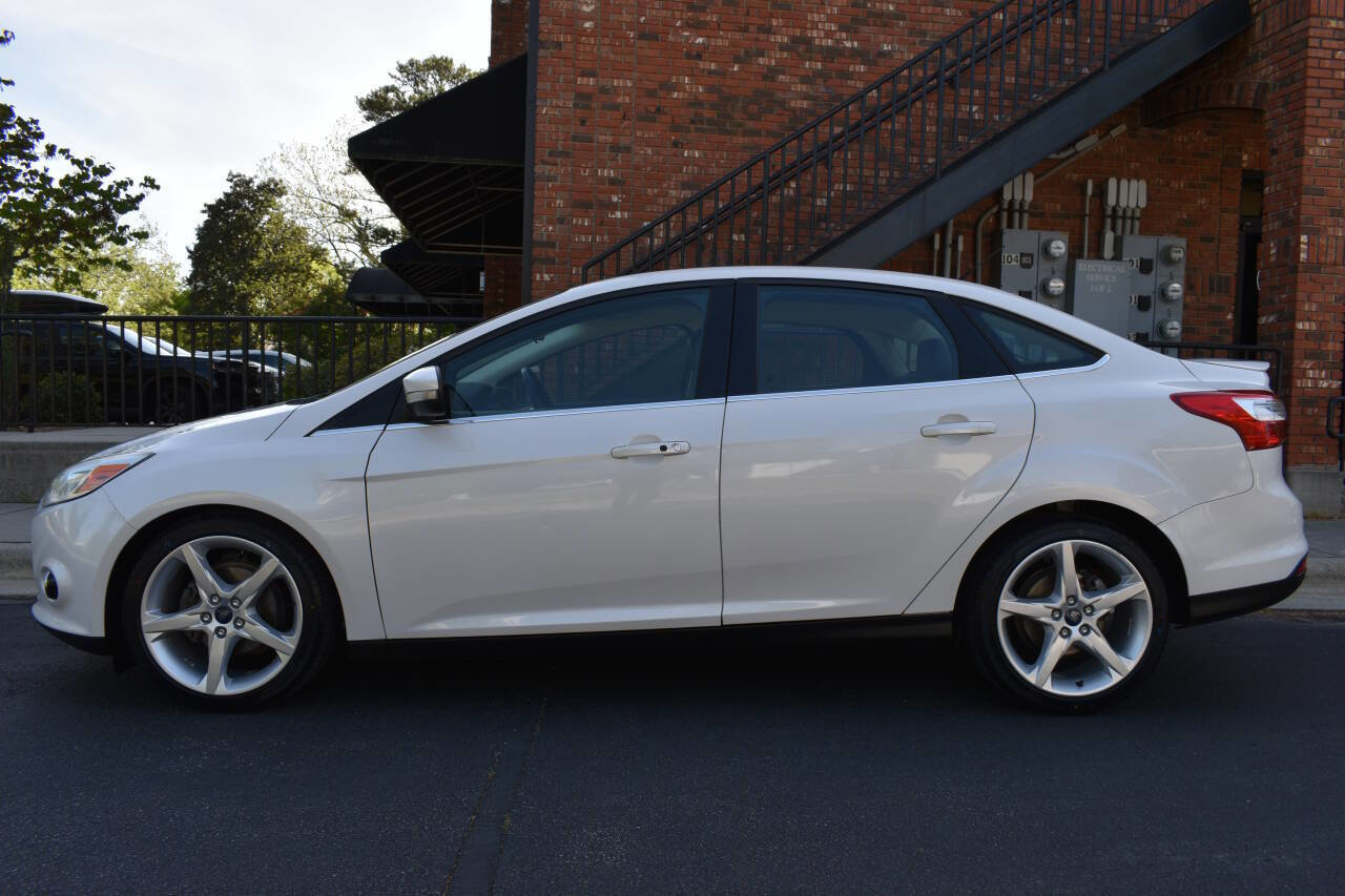 Used 2013 Ford Focus Titanium w/ Titanium Handling Pkg image 4