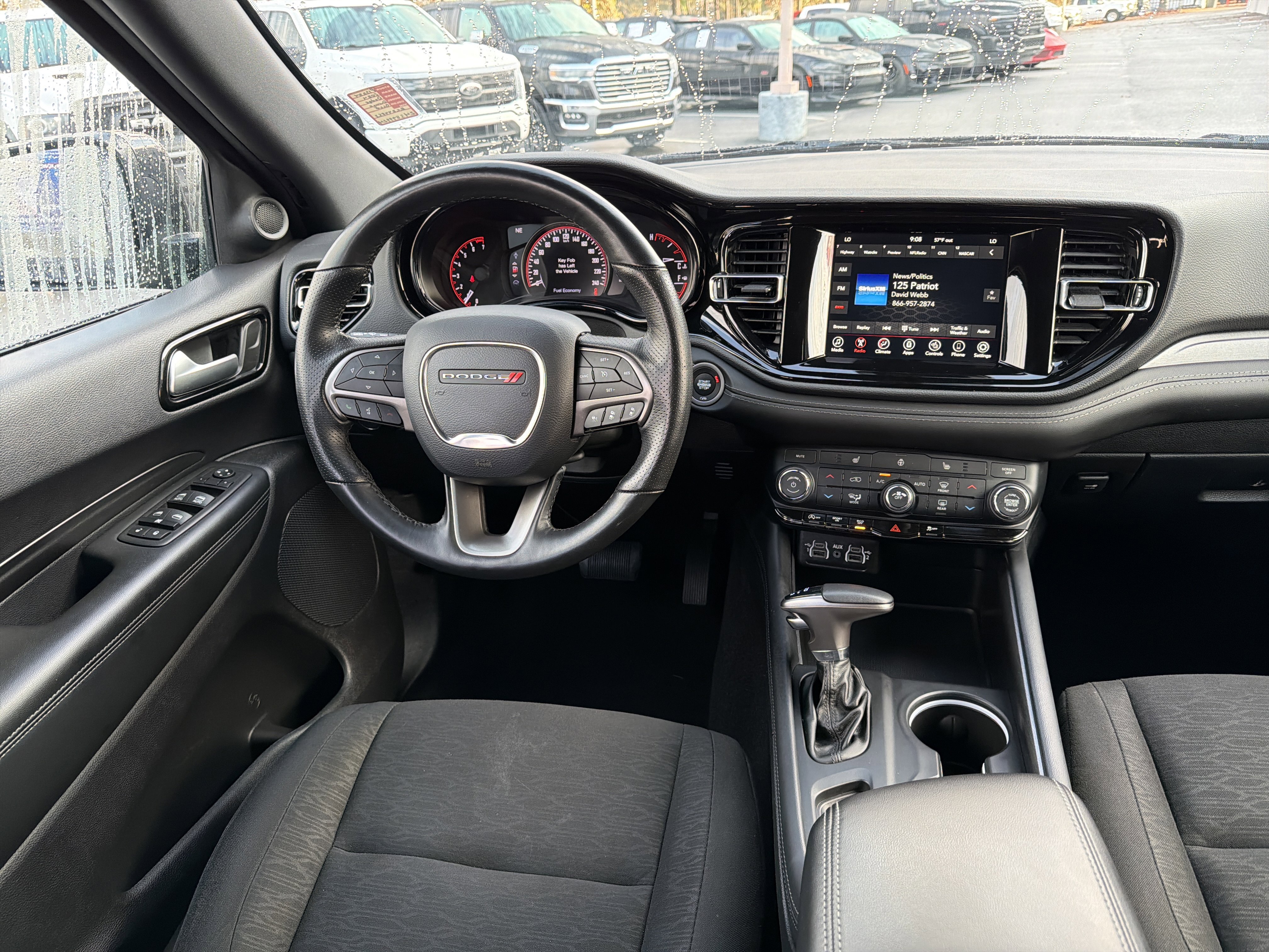 Used 2024 Dodge Durango SXT image 24