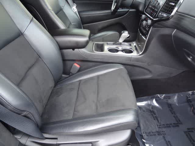 Used 2021 Jeep Grand Cherokee Laredo X AWD/4WD image 15