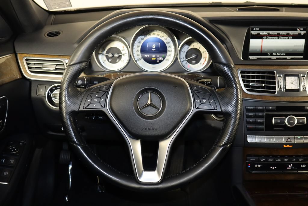 Used 2014 Mercedes-Benz E 550 4MATIC Sedan image 7