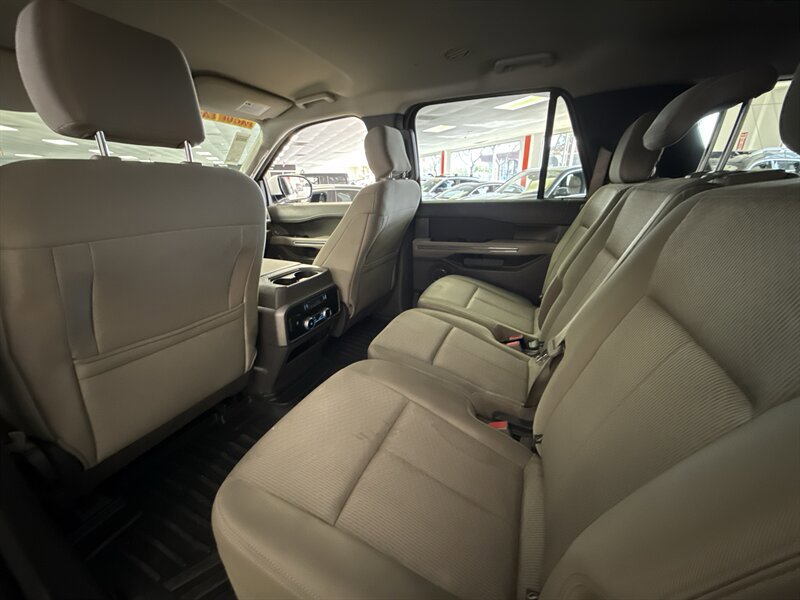 Used 2019 Ford Expedition Max XLT RWD image 22