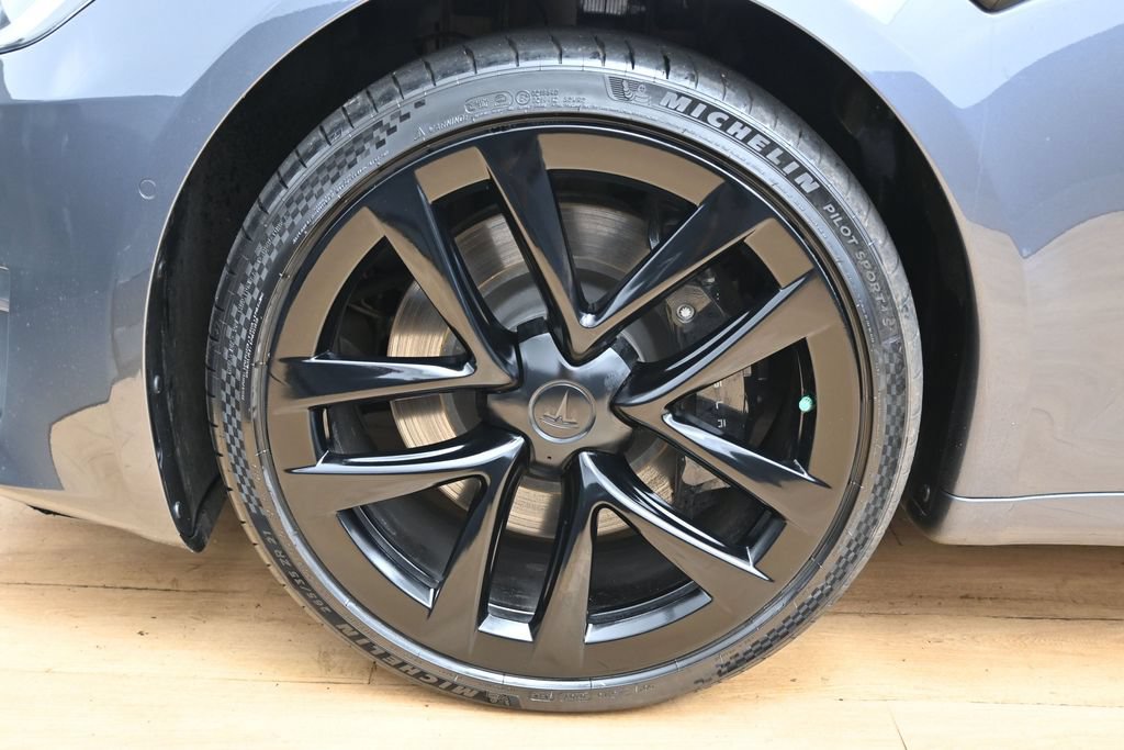 Used 2022 Tesla Model S AWD/4WD image 10