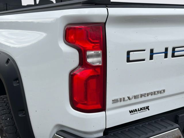 Used 2020 Chevrolet Silverado 2500 LTZ w/ LTZ Premium Package image 12