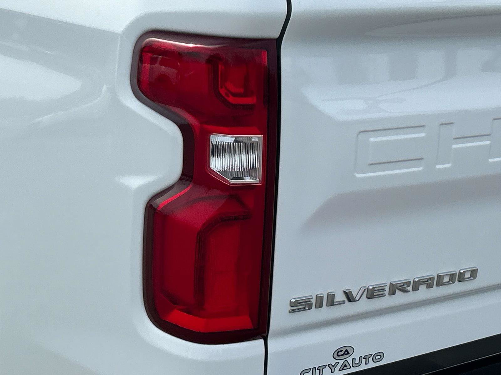 Used 2024 Chevrolet Silverado 1500 LTZ AWD/4WD image 13