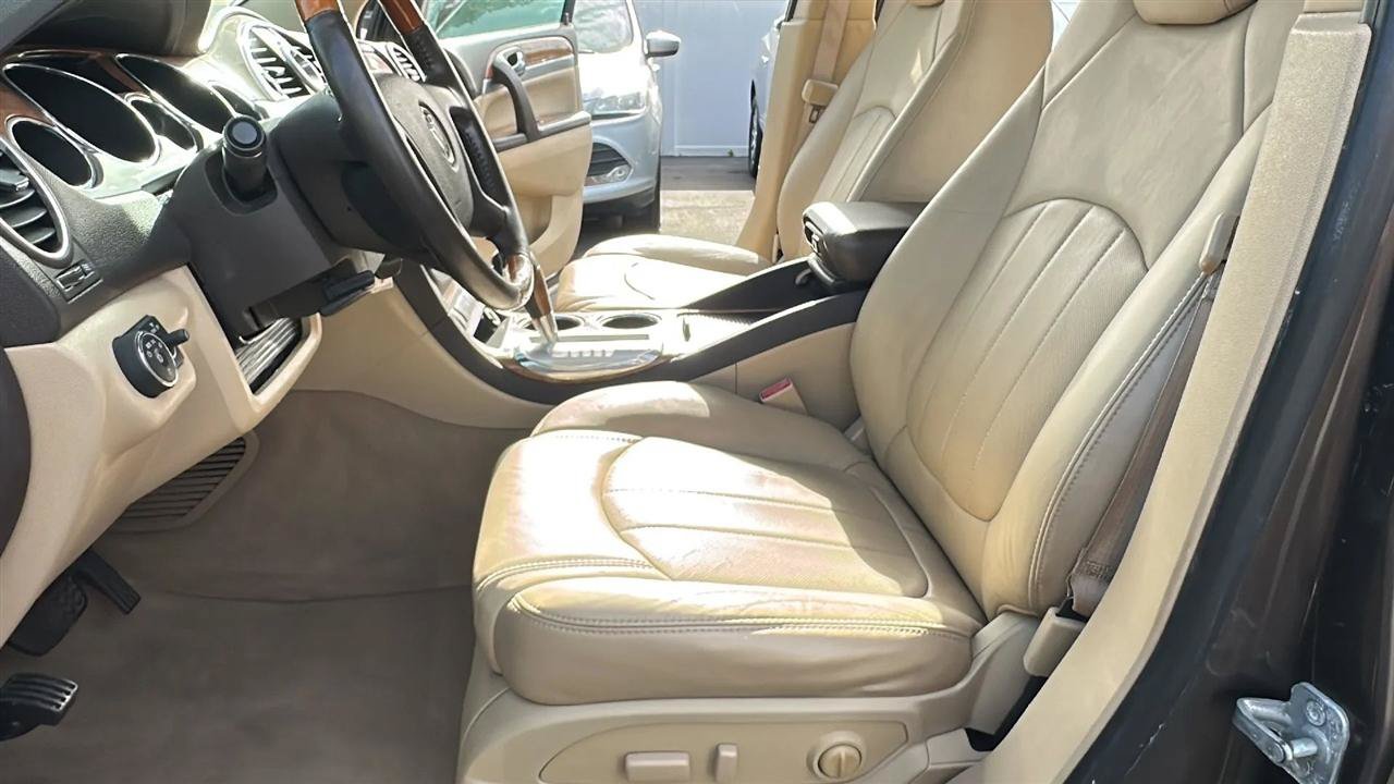 Used 2011 Buick Enclave CXL AWD/4WD image 21