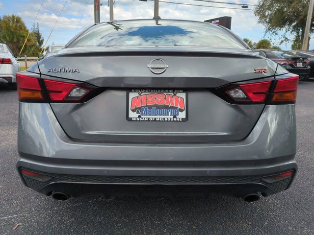 Used 2024 Nissan Altima 2.5 SR w/ SR Premium Package FWD image 6