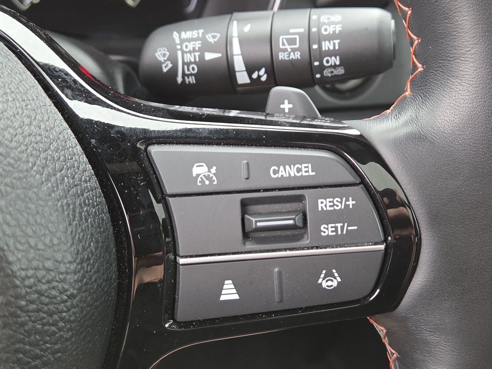 Used 2025 Honda Pilot TrailSport image 33