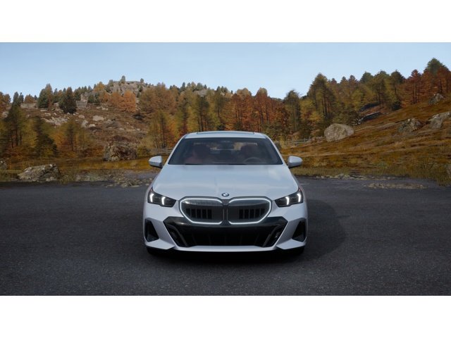 New 2027 BMW 530i RWD image 3