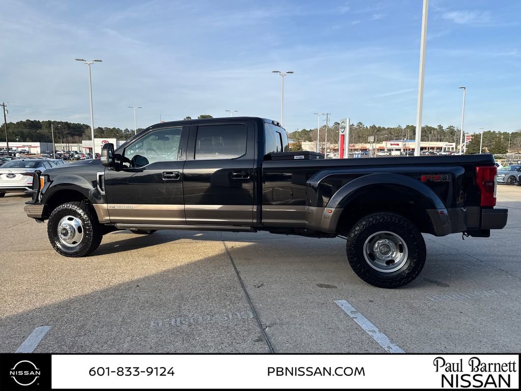 Used 2017 Ford F350 King Ranch w/ King Ranch Ultimate Package image 28