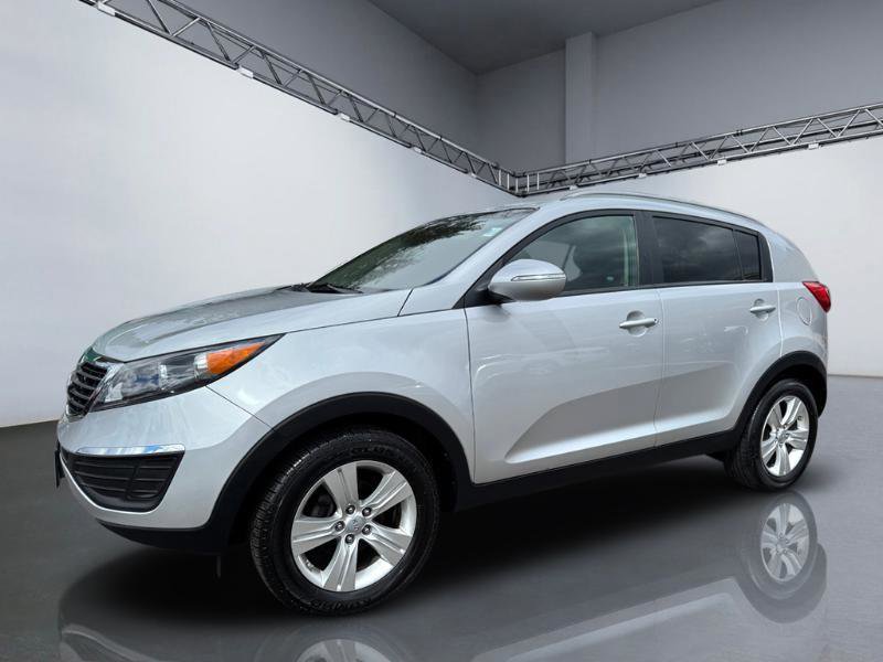 Used 2011 Kia Sportage LX w/ Convenience Pkg FWD image 11
