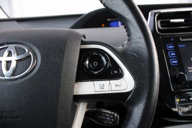 Used 2017 Toyota Prius Three image 12