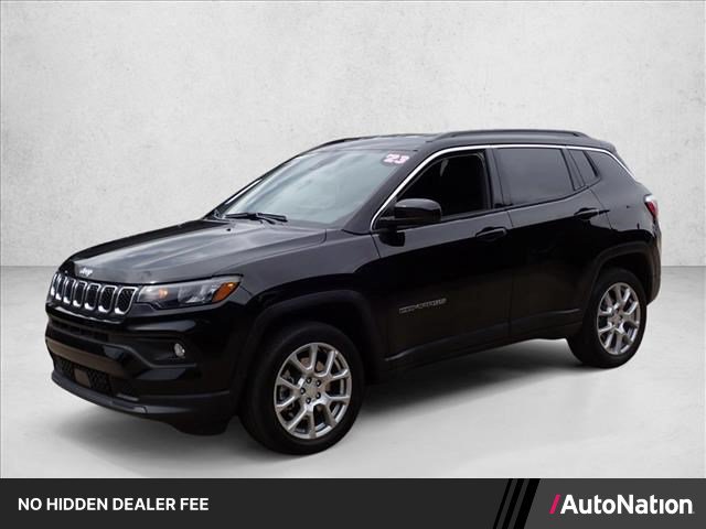 Used 2023 Jeep Compass Latitude AWD/4WD image 1