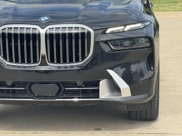 Used 2025 BMW X7 xDrive40i w/ Premium Package AWD/4WD image 10