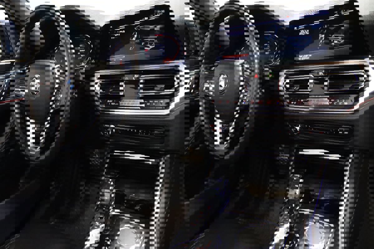 Used 2021 BMW 430i Convertible w/ Premium Package image 62