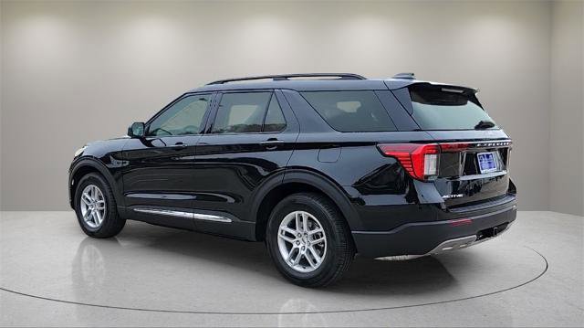 Certified 2025 Ford Explorer Active w/ Active Comfort Package image 5