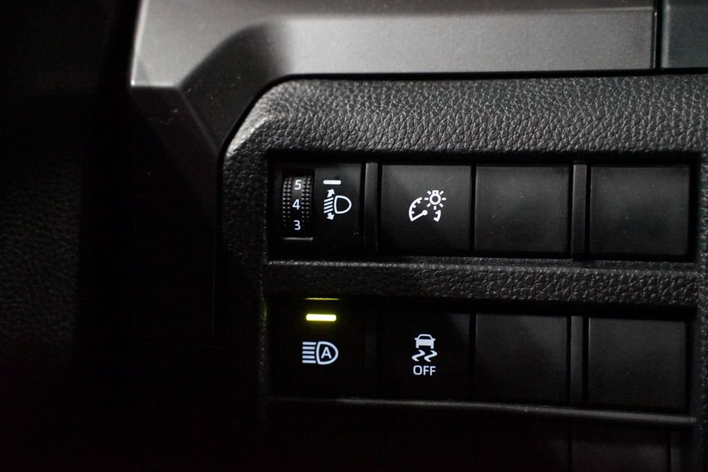 Certified 2026 Toyota Tacoma SR5 RWD image 25