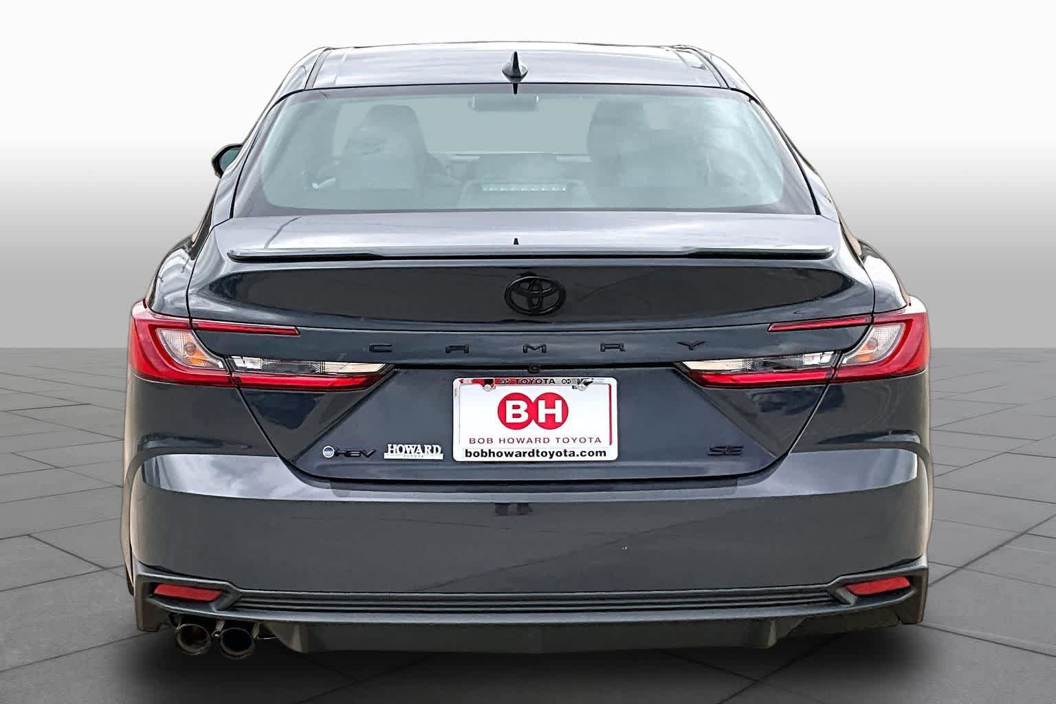 New 2026 Toyota Camry SE FWD image 4