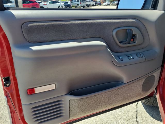 Used 1997 Chevrolet Tahoe 4WD 2-Door w/ Preferred Equipment Group 2 image 12
