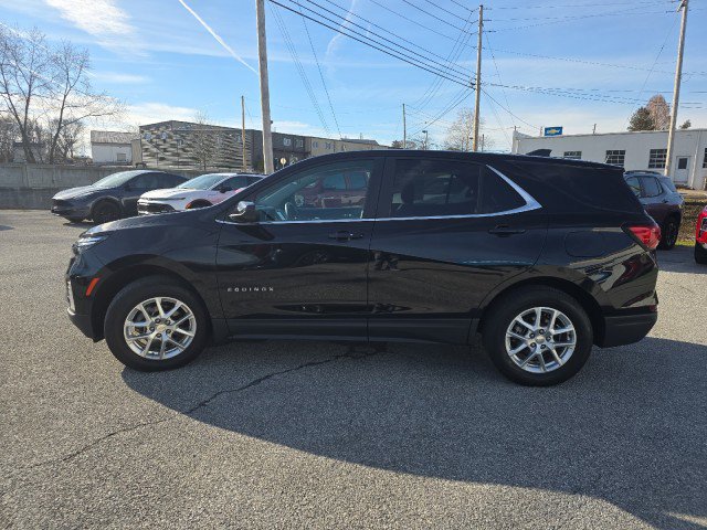 Used 2023 Chevrolet Equinox LT image 3