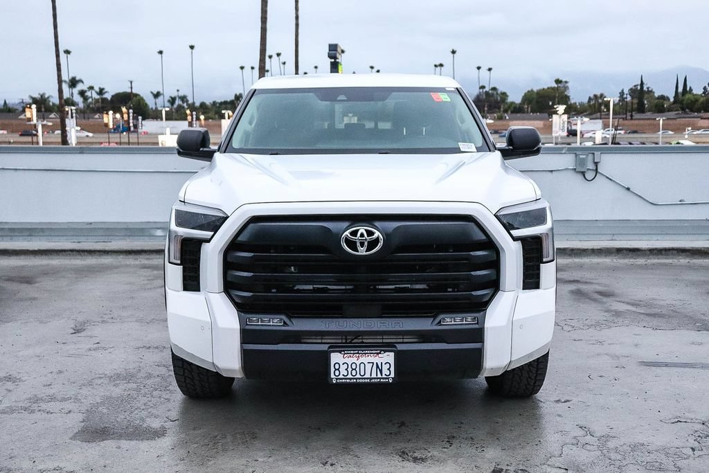 Used 2022 Toyota Tundra SR5 w/ SR5 Convenience Package RWD image 3