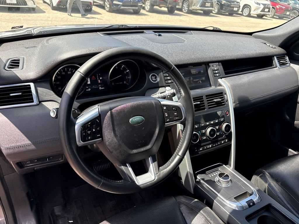 Used 2016 Land Rover Discovery Sport HSE AWD/4WD image 12