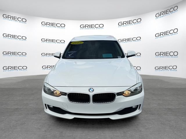 Used 2015 BMW 320i Sedan RWD image 2