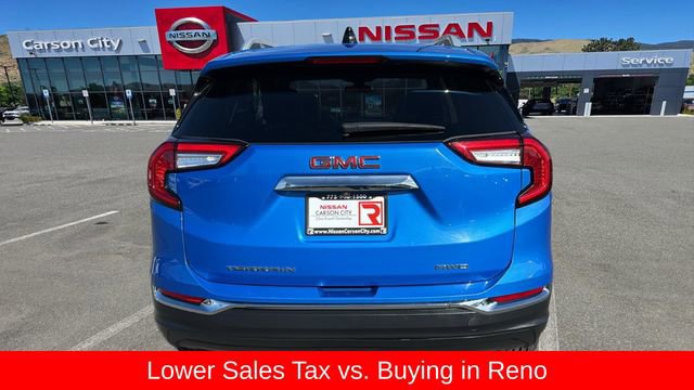 Used 2024 GMC Terrain SLT image 4