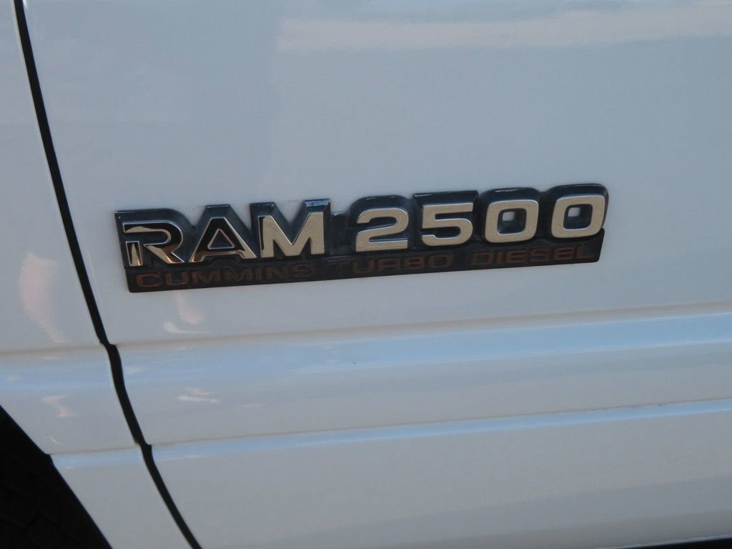 Used 1997 Dodge Ram 2500 Truck 2WD Club Cab image 12